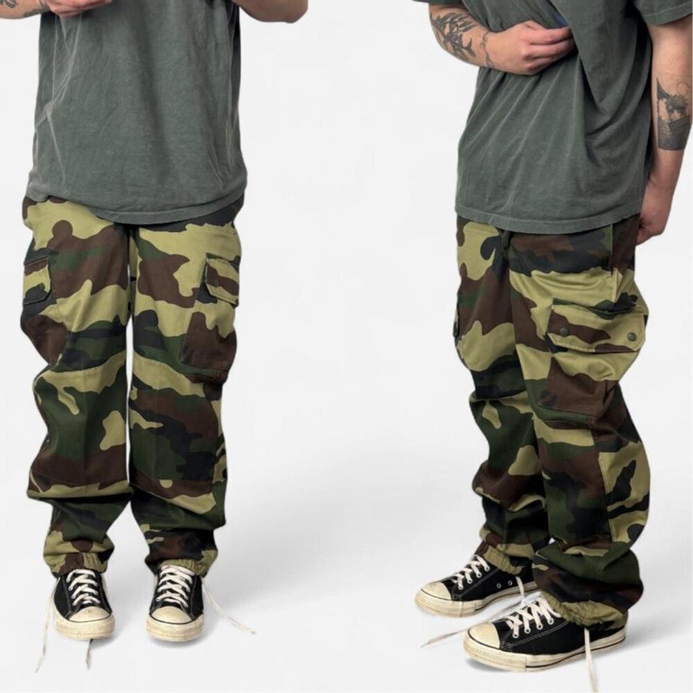 90s Baggy Camo Canvas Cargo Pants